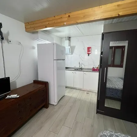 Cih - Constituicao Invicta Rum i privatbostad Oporto